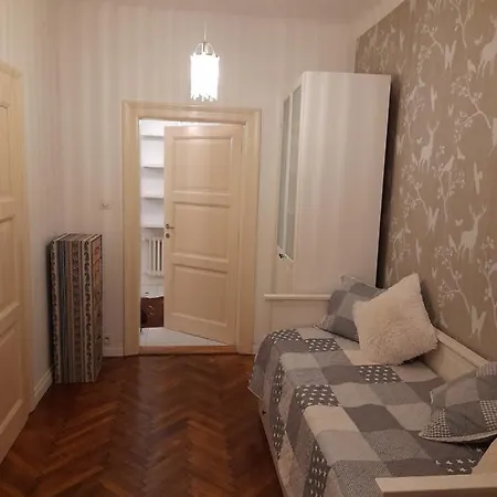 Beautiful In The Old Town Of Apartman